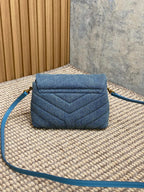 LOULOU MINI-TASCHE 20 IN BLAUEM DENIM GOLDENE BESCHLÄGE