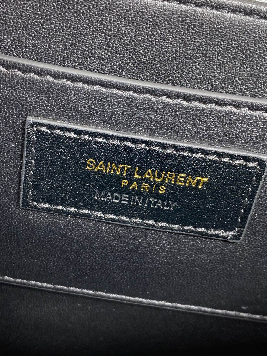 SOLFERINO KLEINE SATCHEL 19 IN DUNKELGRAUEM KALBSLEDER GOLDENE BESCHLÄGE