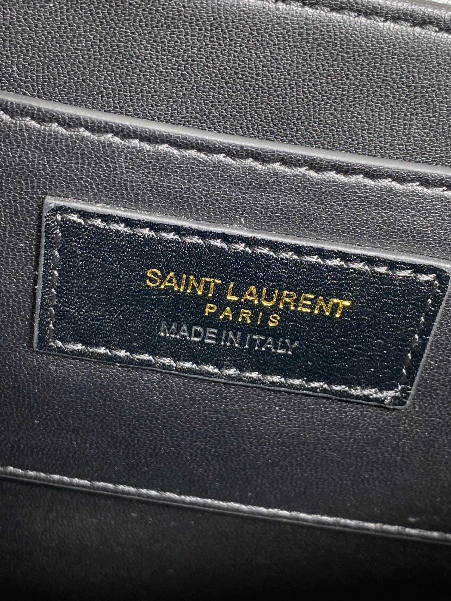 SOLFERINO KLEINE SATCHEL 19 IN DUNKELGRAUEM KALBSLEDER GOLDENE BESCHLÄGE