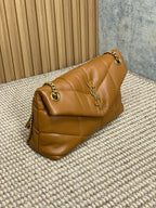 Daunenjacke, klein, 29 Zoll, bronzebraunes Lammleder, goldene Beschläge