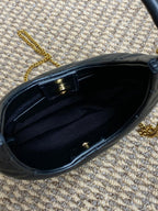 SADE HOBO 21 IN SCHWARZEM LAMMLEDER GOLDENE BESCHLÄGE