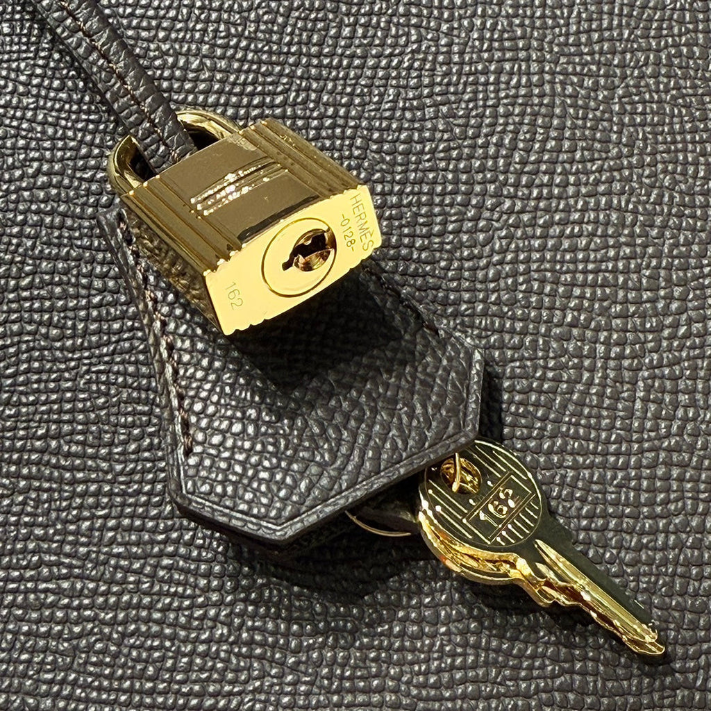 KELLY 28CM IN EBENE EPSOM CALFSKIN GOLD HARDWARE