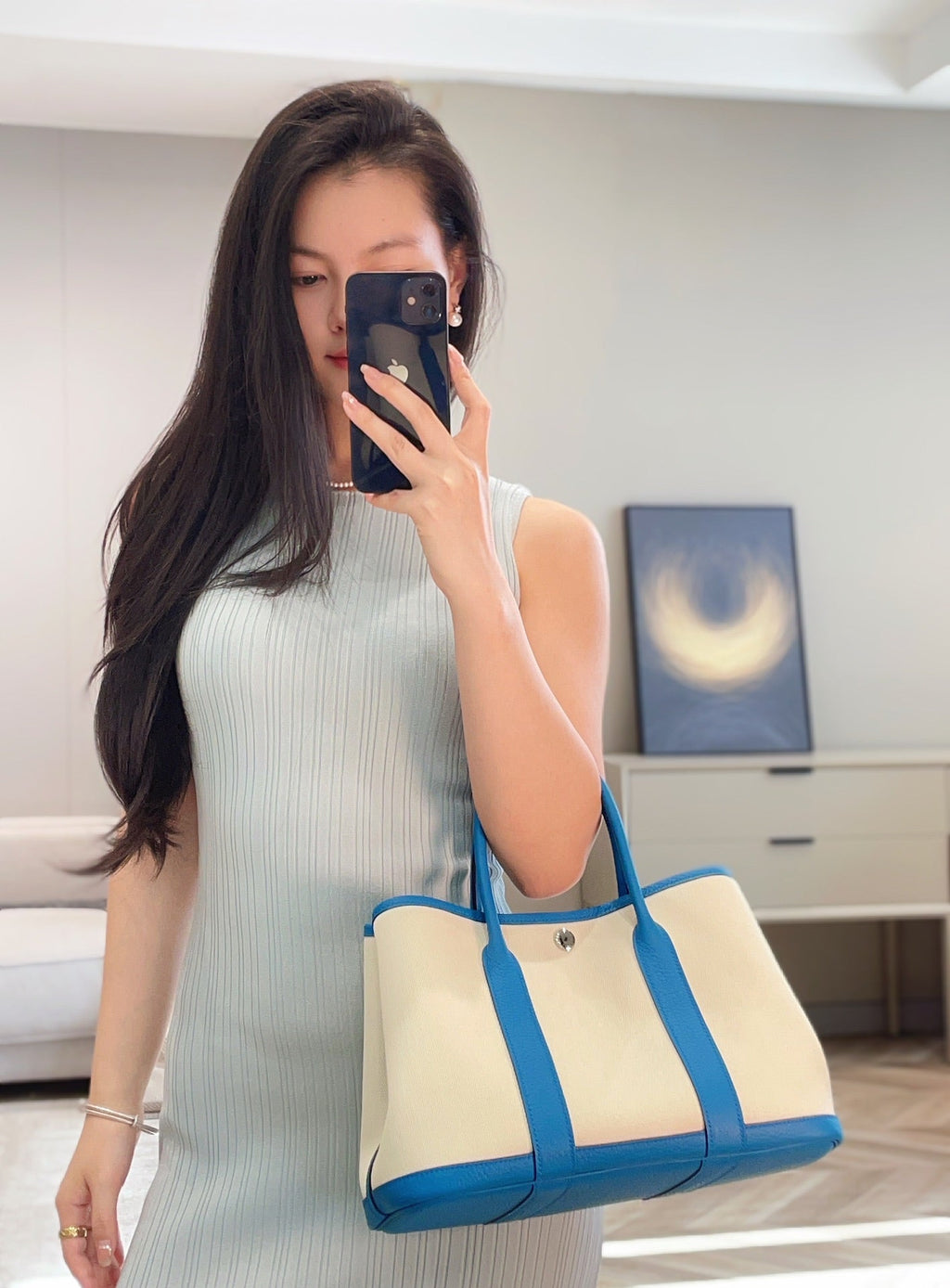 GARDEN PARTY 30CM IN WHITE TOILETS COTTON CANVAS AND BLUE CALFSKIN GREEN ON SIDE OTHER