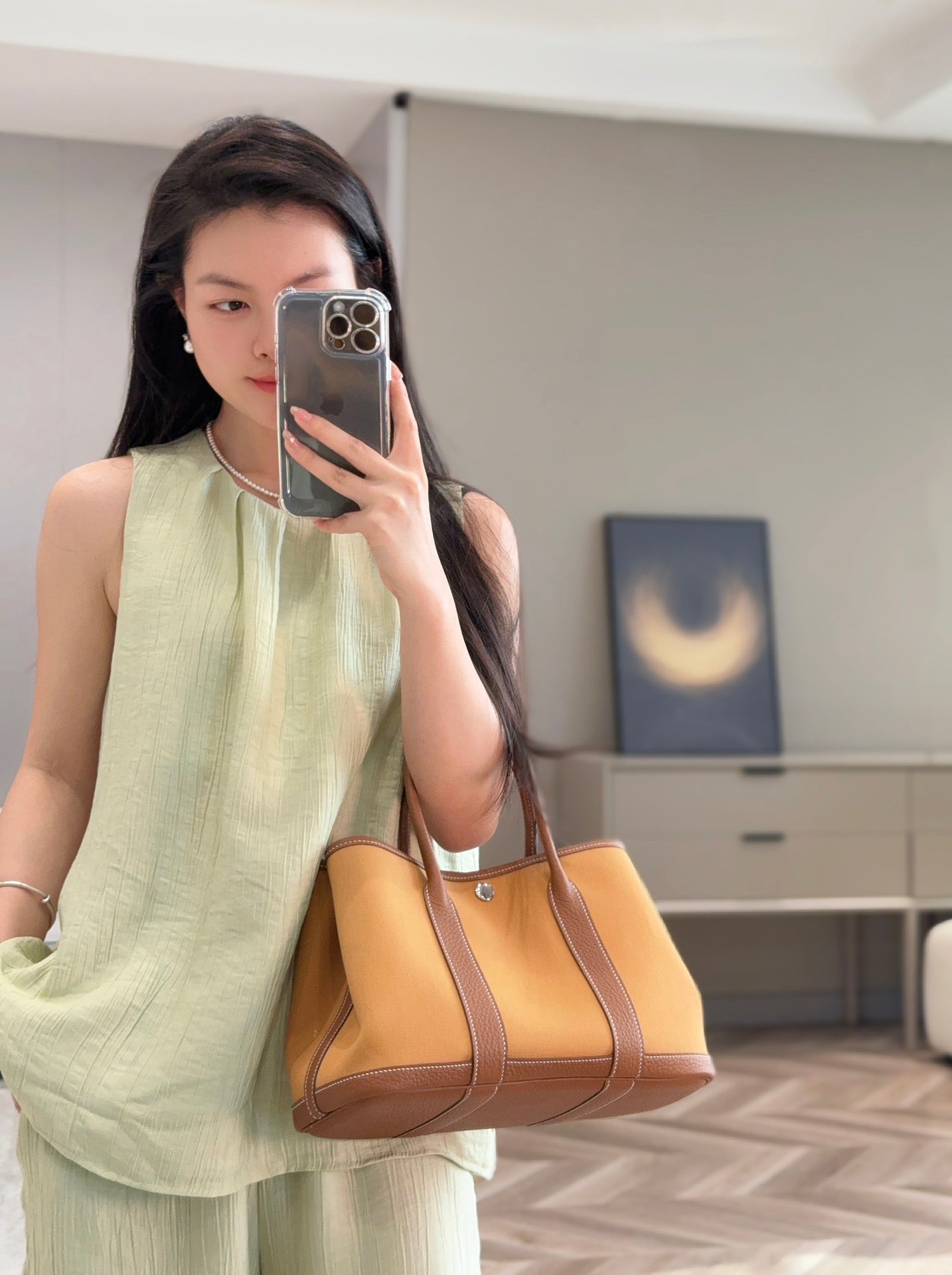 GARDEN PARTY 30CM IN DUNE MAGNOLIA TOILETS COTTON CANVAS AND BROWN CALFSKIN