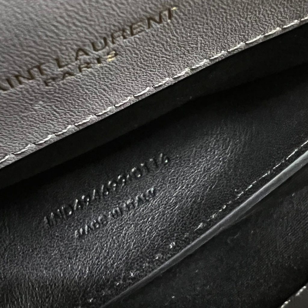 LOULOU SMALL 23 IN GRAUES WILDLEDER GOLDENE BESCHLÄGE