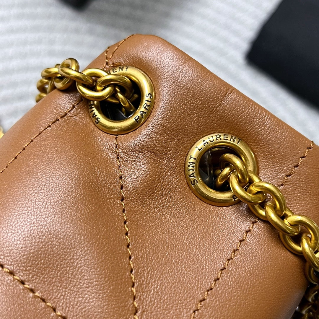 JAMIE 4.3 KLEINE TASCHE 25 IN REHBRAUN LAMMLEDER GOLDENE BESCHLÄGE