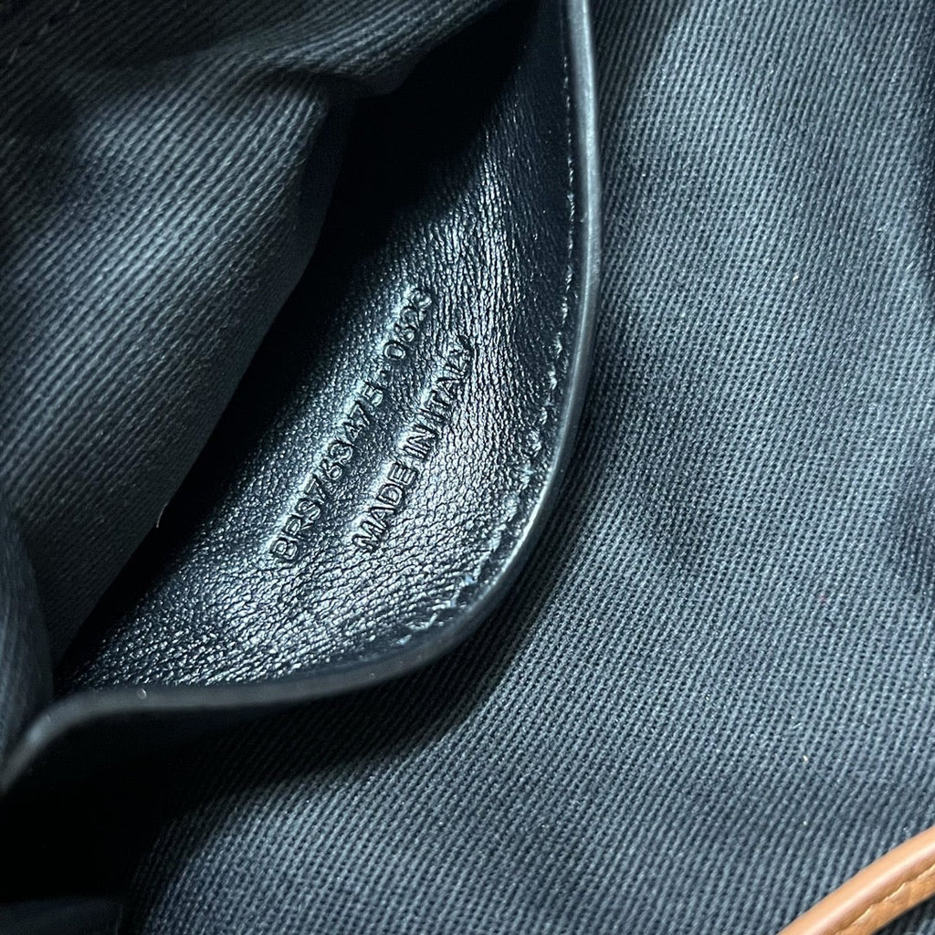 JAMIE 4.3 KLEINE TASCHE 25 IN REHBRAUN LAMMLEDER GOLDENE BESCHLÄGE