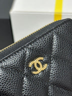 MINI-GELDBÖRSE 11 IN SCHWARZ KAVIARHAUT GOLD-METALLIC