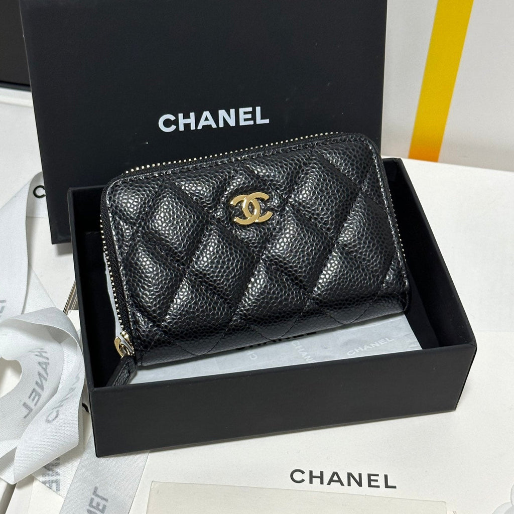 MINI-GELDBÖRSE 11 IN SCHWARZ KAVIARHAUT GOLD-METALLIC