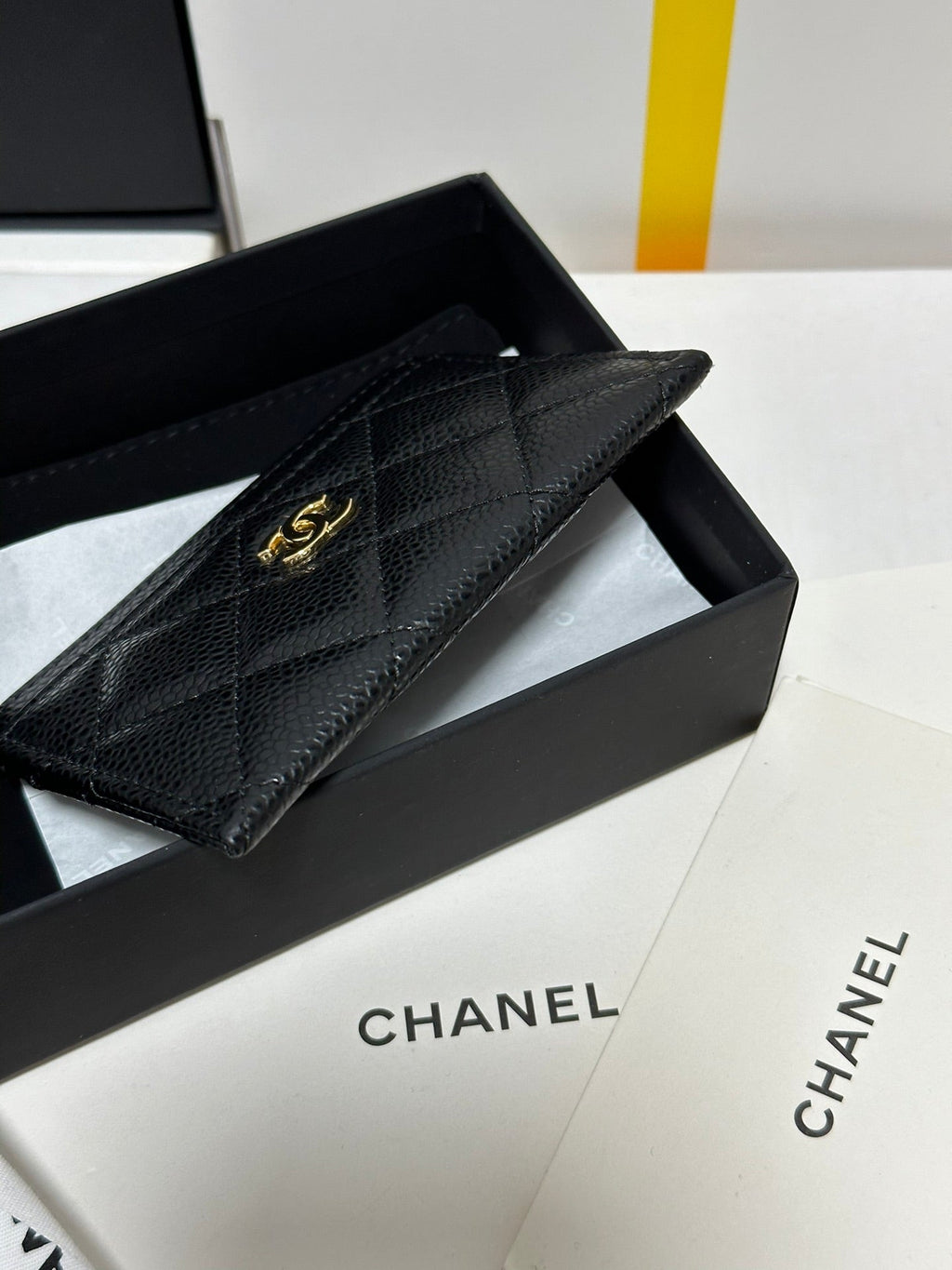 QUILTED CLASSIC CARD HOLDER 11 IN BLACK CAVIAR SKIN