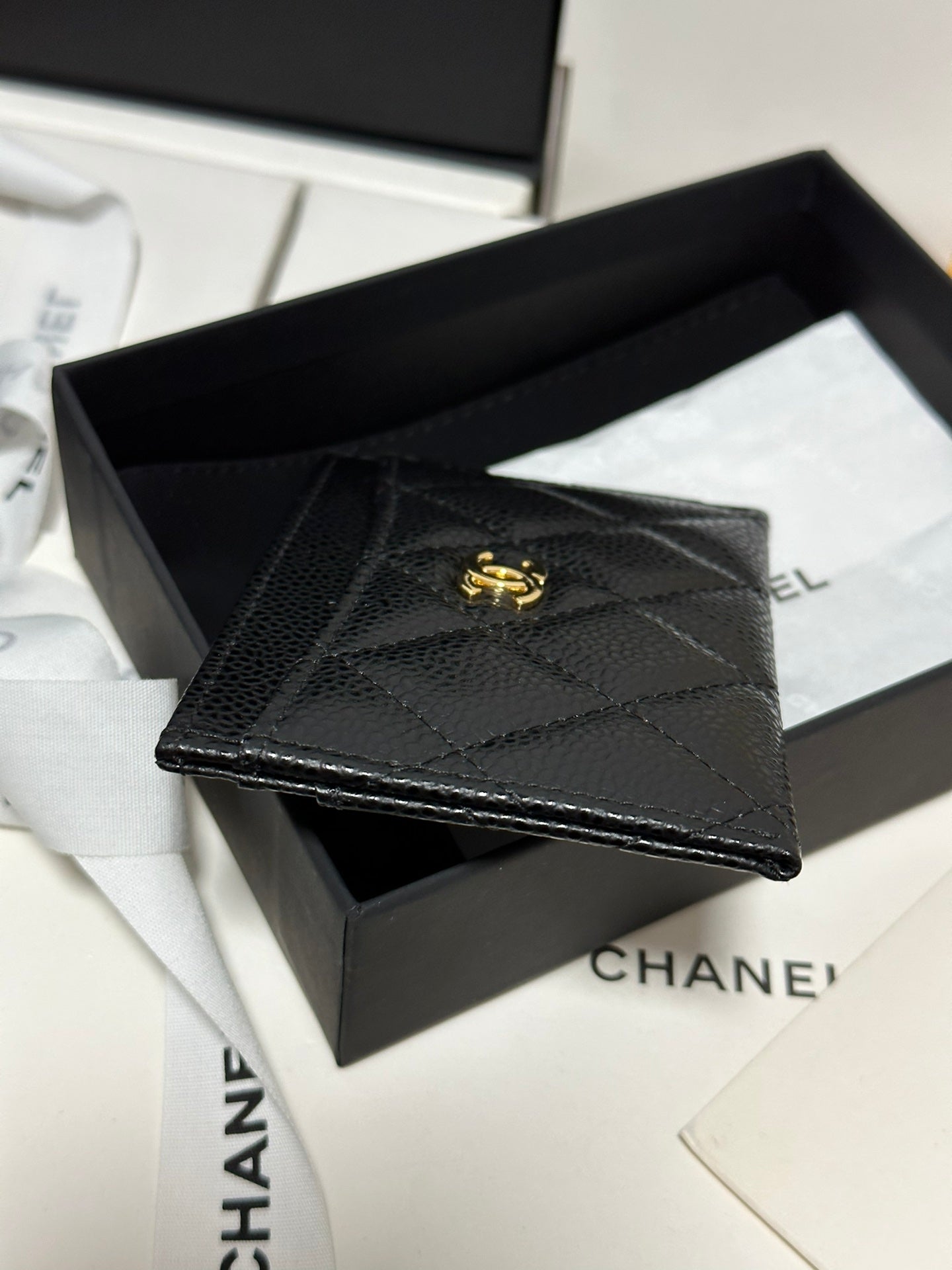 QUILTED CLASSIC CARD HOLDER 11 IN BLACK CAVIAR SKIN