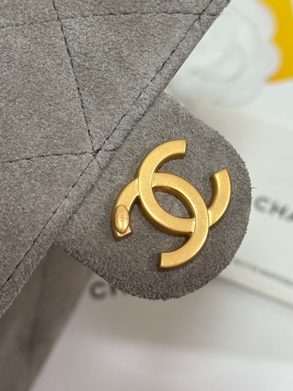 CC 25 HANDBAG 30 IN NATURAL GREY SUEDE GOLD HARDWARE