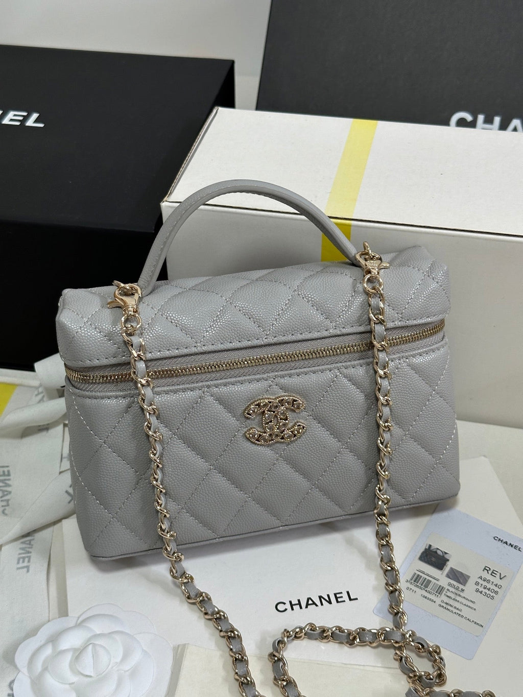 STRASS VANITY QUILTED CASE 19 IN GREY CALFSKIN WITH GOLD METALLIC