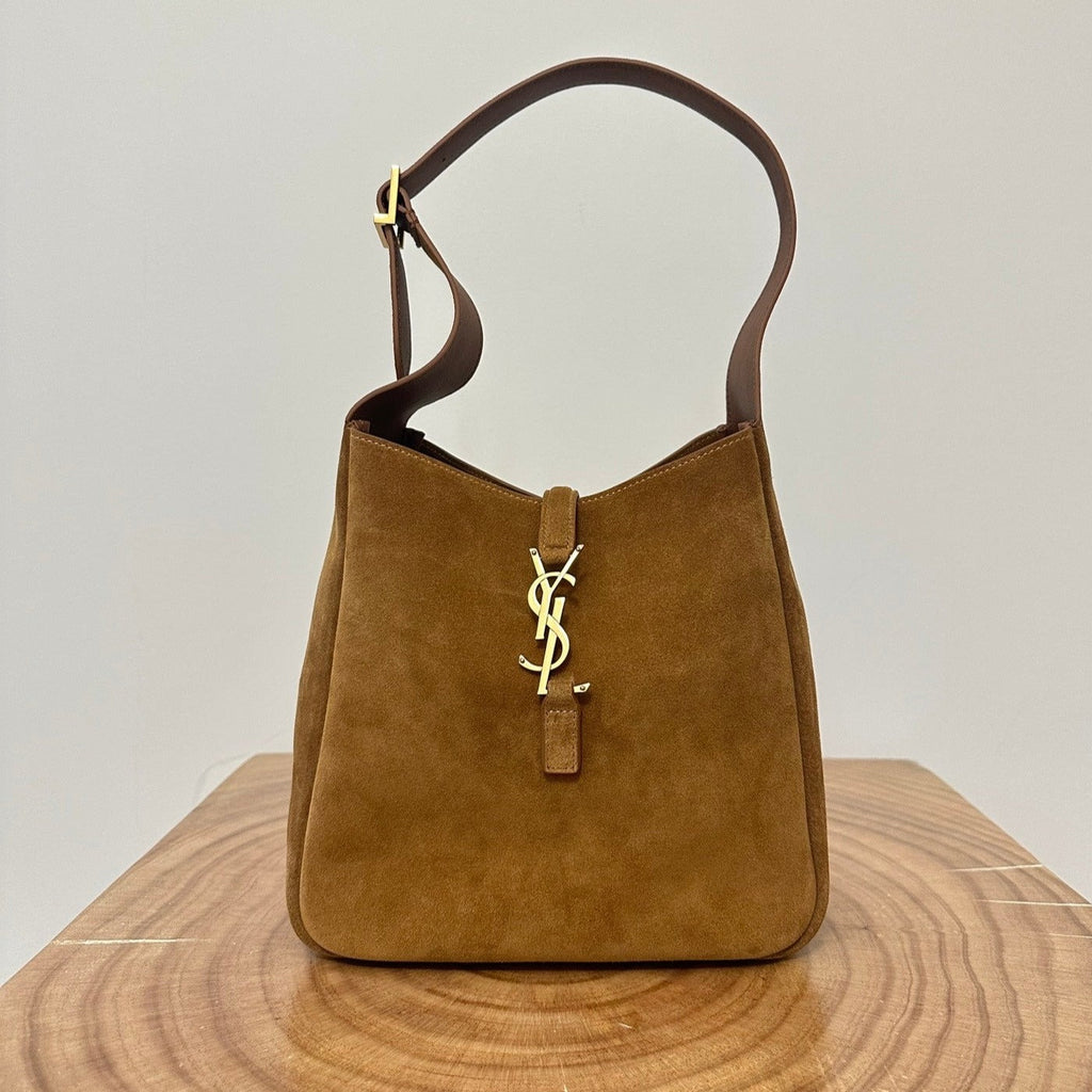 LE 5 À 7 SUPPLE SMALL 22 AUS KARAMELLBRAUNEM WILDLEDER