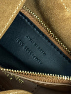 LE 5 À 7 SUPPLE SMALL 22 AUS KARAMELLBRAUNEM WILDLEDER