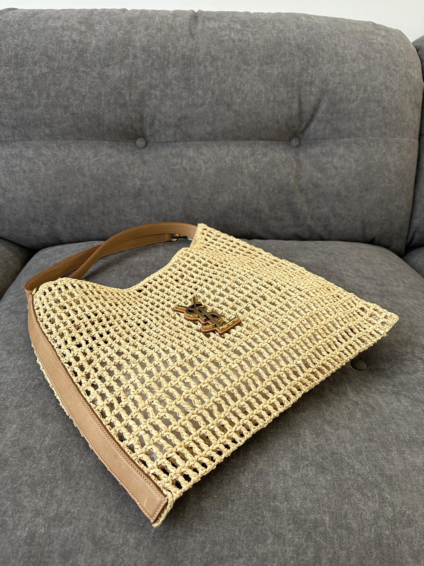 OXALIS 40 IN RAFFIA HÄKEL- UND LEDER-VINTAGE-BRAUN