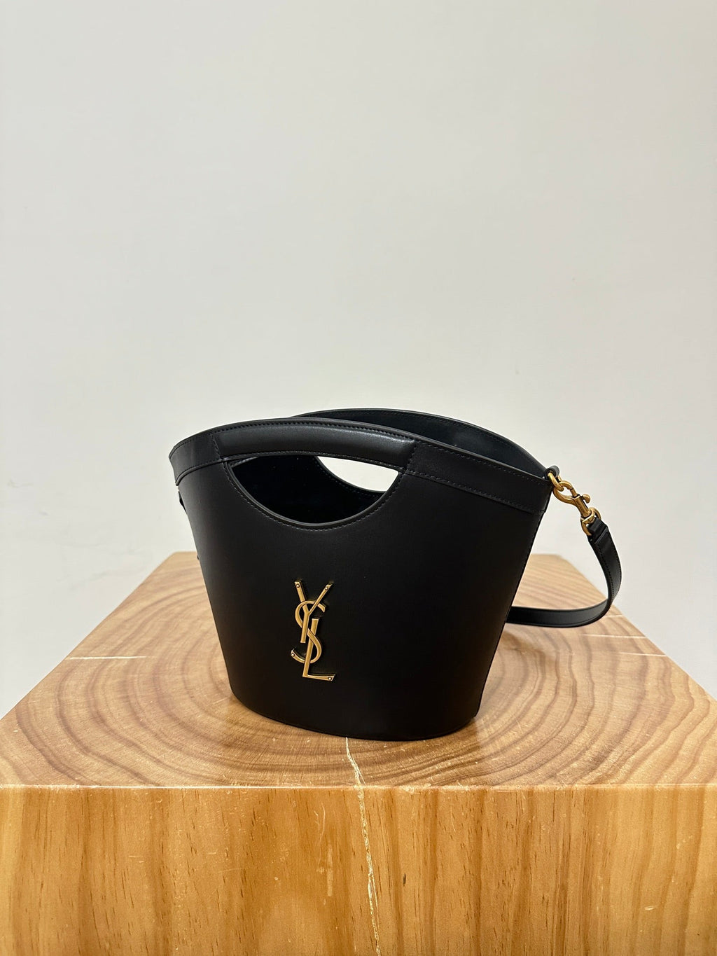 KORBTASCHE MINI 29 AUS SCHWARZEM SOLF-KALBSLEDER