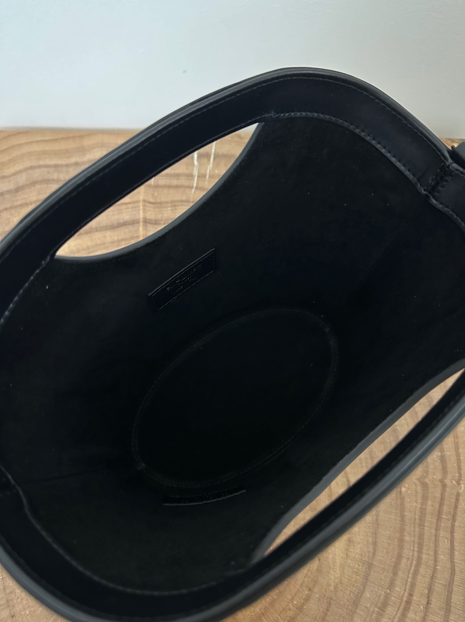 KORBTASCHE MINI 29 AUS SCHWARZEM SOLF-KALBSLEDER