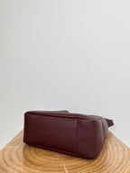 LE 5 À 7 GROSSE, GESCHMACKSRICHTUNG 31 IN WEINROT GEGRÜNES KALBSLEDER