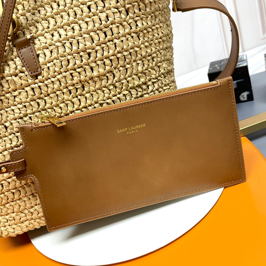 LE 37 MEDIUM 25 IN HELLGELBEM STROH UND BRAUNER LEDERBESATZ