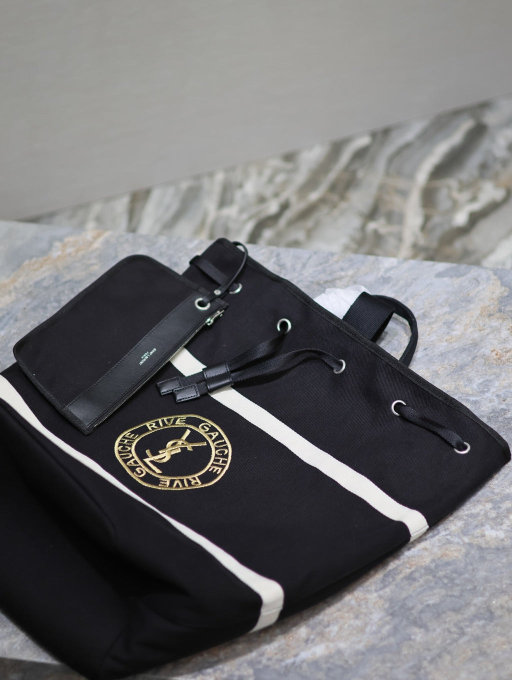 RIVE GAUCHE RUCKSACK 49 IN SCHWARZ-WEISSEM CANVAS