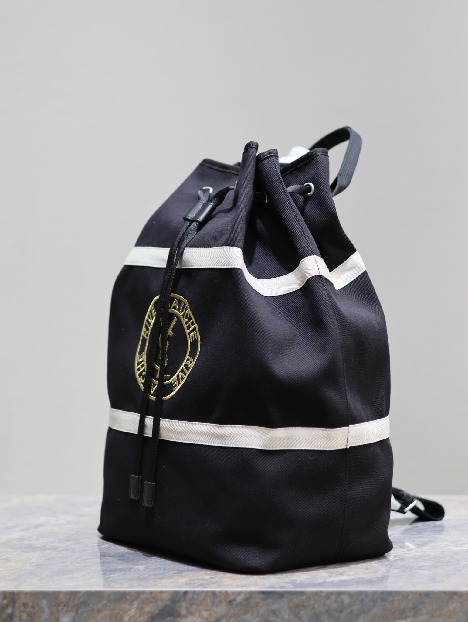 RIVE GAUCHE RUCKSACK 49 IN SCHWARZ-WEISSEM CANVAS
