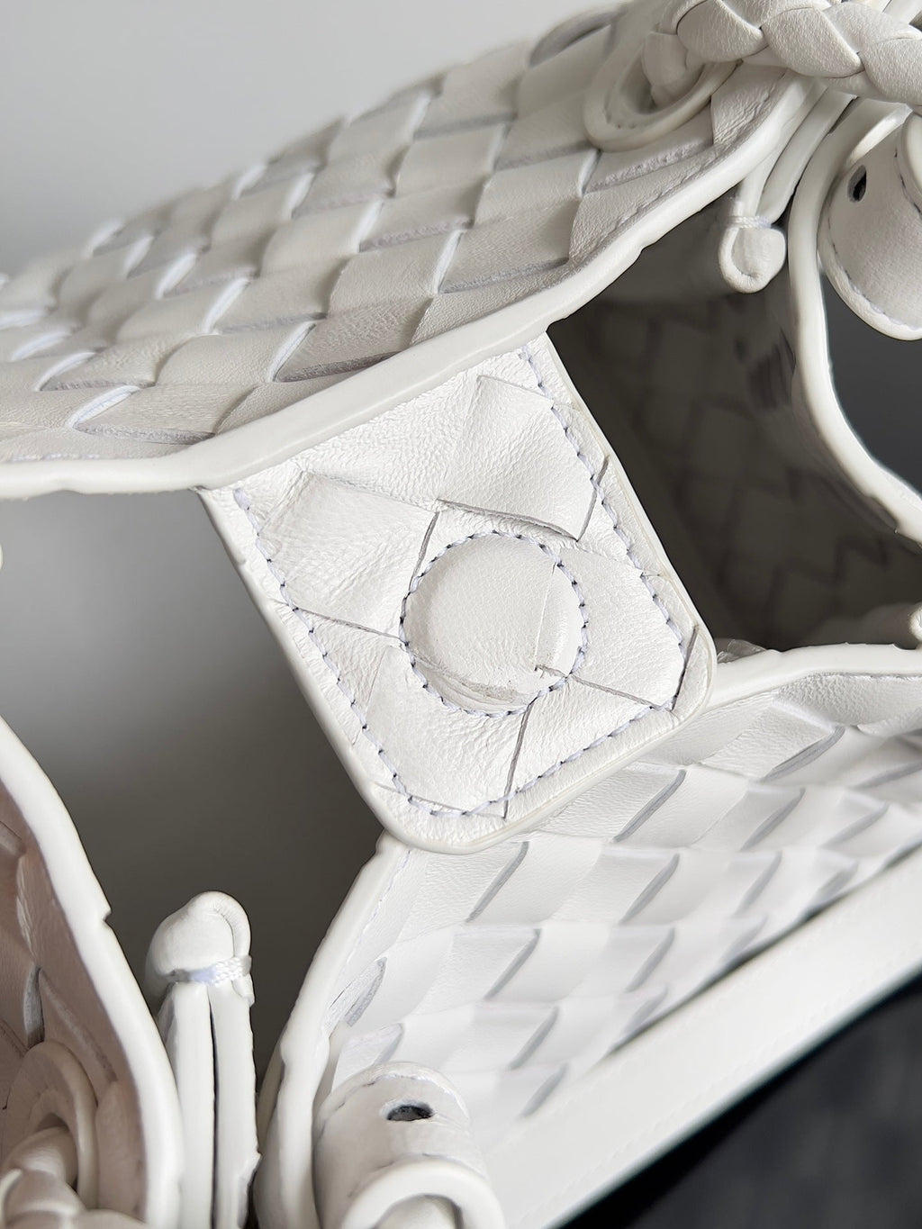 BV Small Parachute 21 Weißes Lammfell Ghw 