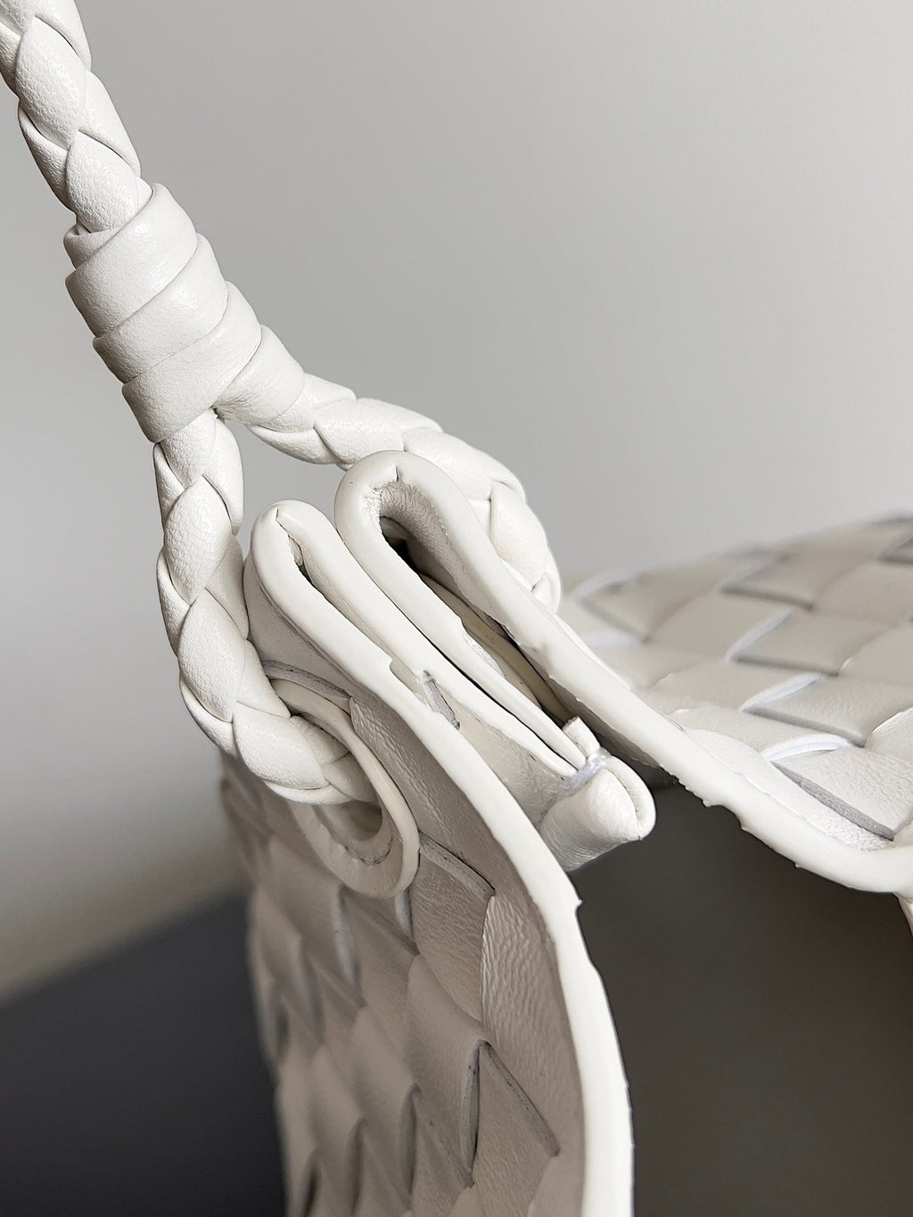 BV Small Parachute 21 Weißes Lammfell Ghw 