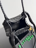 BV Small Parachute 21 Schwarzes Lammfell Ghw 