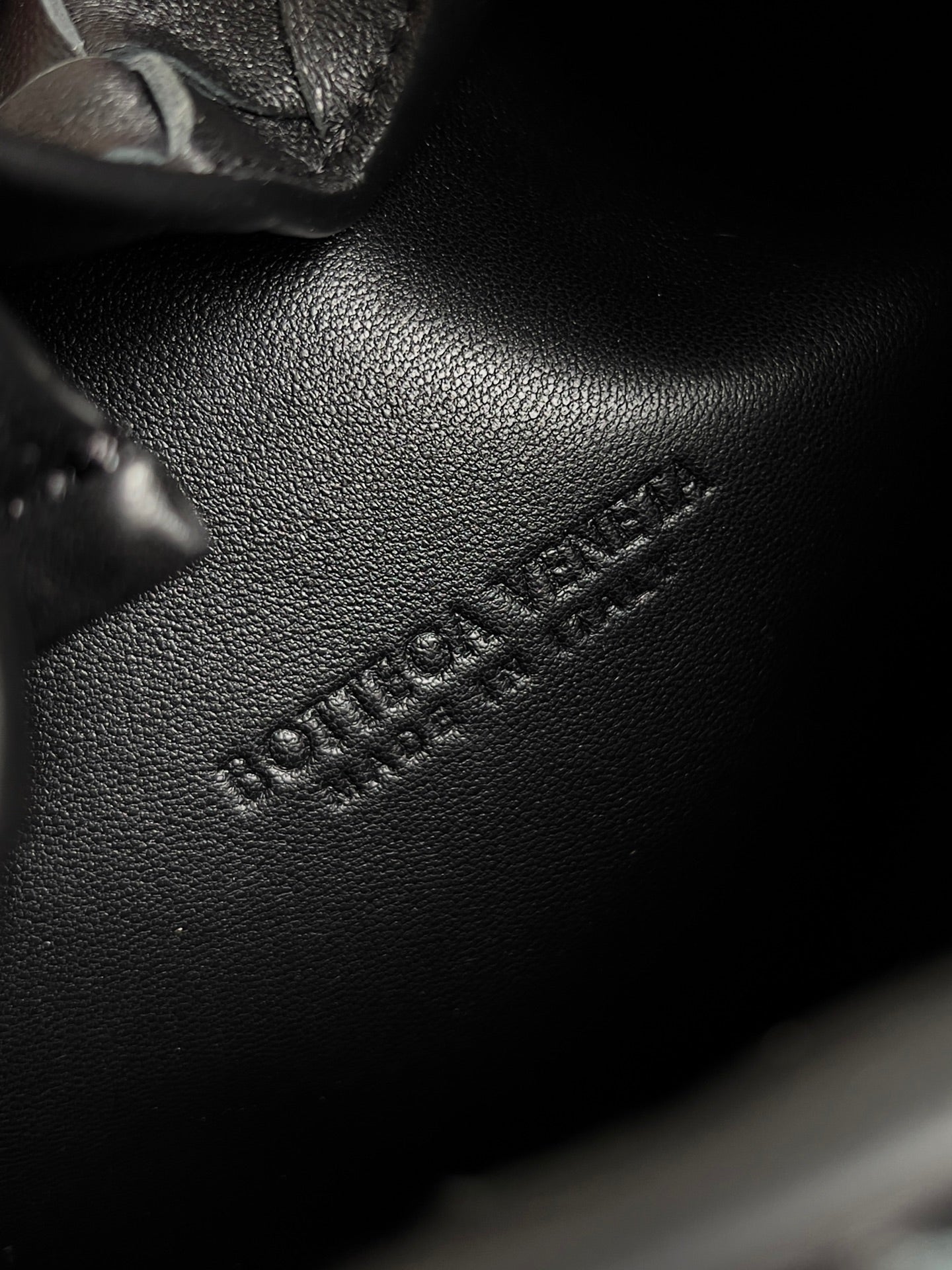 BV Small Parachute 21 Schwarzes Lammfell Ghw 