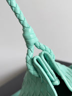 BV Small Parachute 21 Green Oasis Lammfell Ghw 