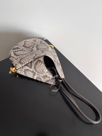 Kleines Solstice 30 Zoll Kalbsleder mit Schlangenmuster