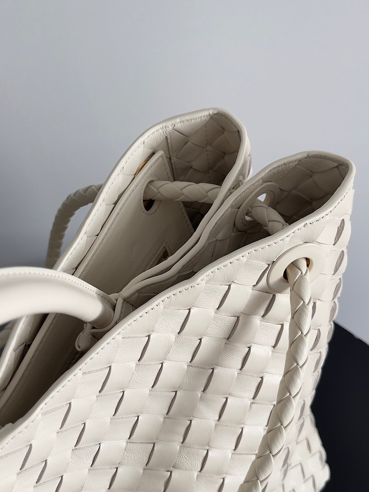 LARGE HANDLE BAG ANDIAMO 45 IN OFF WHITE LAMBSKIN