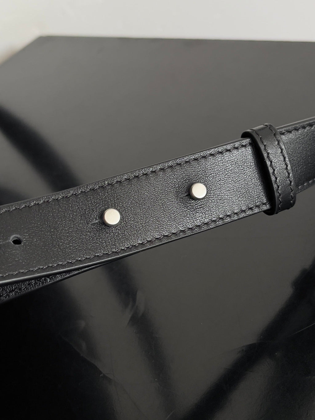 SCHULRUCKSACK 39 AUS SCHWARZEM LAMMLEDER