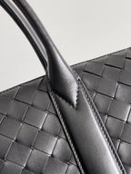 BOTTEGA VENETA 25S ANDIAMO GROßES INTRECCIATO 39 AUS SCHWARZEM KALBSLEDER