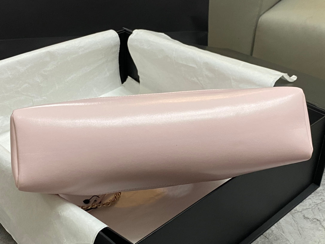 CC KLEINE 30 EINKAUFSTASCHE AUS HELLROSA KALBSLEDER