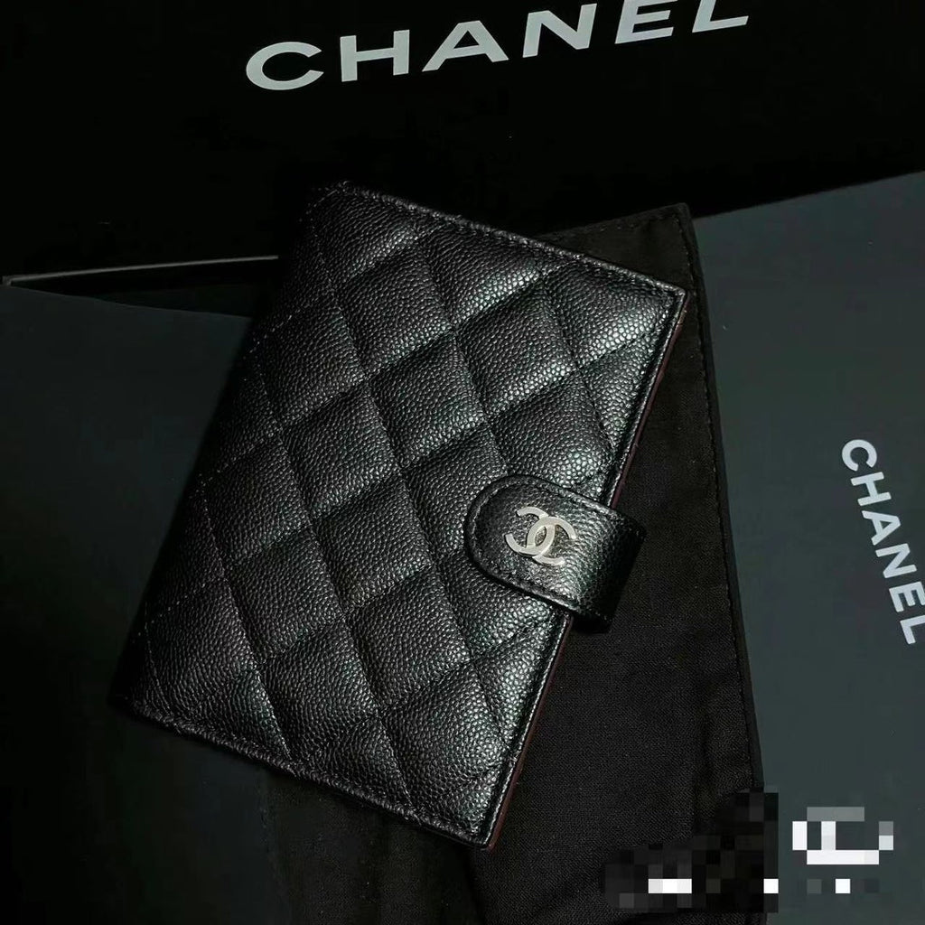 CC BIFOLD GELDBÖRSE CAVIAR 14 SCHWARZES GENARBIGES KALBSLEDER