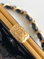 CC MINI 13 CLUTCH WITH STRAP IN BLACK LAMBSKIN ATTACH BOW