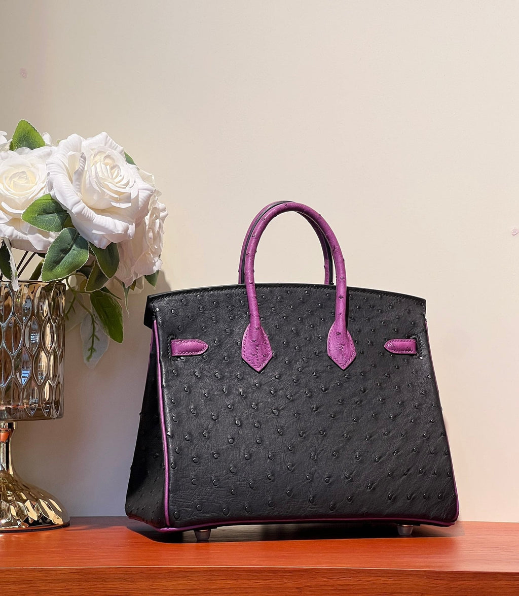 KELLY SELLIER 25 TASCHE IN SCHWARZ-MIX ORCHIDEEN-LILA STREIFENLEDER (AUF BESTELLUNG GEFERTIGT)