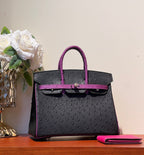 KELLY SELLIER 25 TASCHE IN SCHWARZ-MIX ORCHIDEEN-LILA STREIFENLEDER (AUF BESTELLUNG GEFERTIGT)