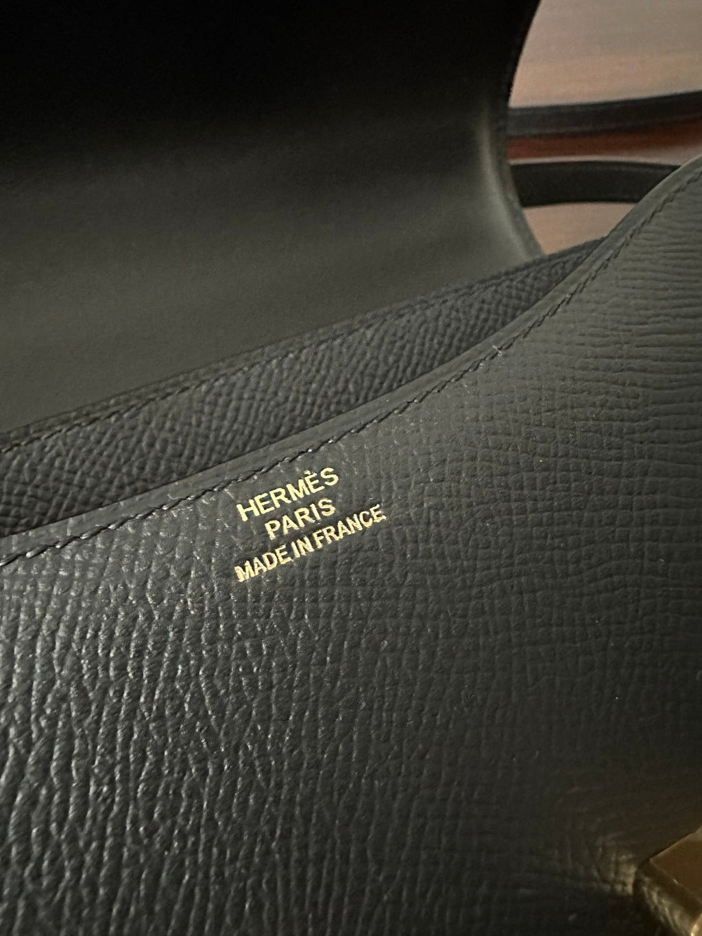 CONSTANCE 18 BLACK EPSOM GOLD HARDWARE