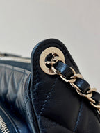 QUILTED SHOULDER BAG 21 IN BLACK LAMBSKIN WITH GOLD METALLIC