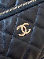 QUILTED SHOULDER BAG 21 IN BLACK LAMBSKIN WITH GOLD METALLIC