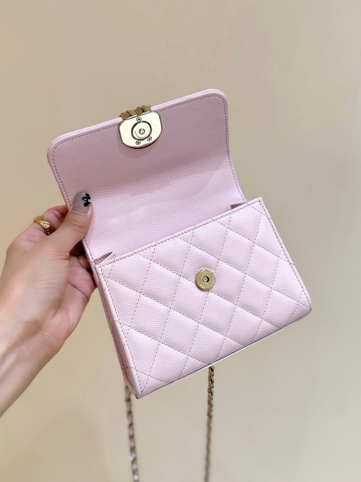 QUILTED FLAP BAG WITH HANDLE 18 IN BABY PINK LAMBSKIN GOLD HARDWARE