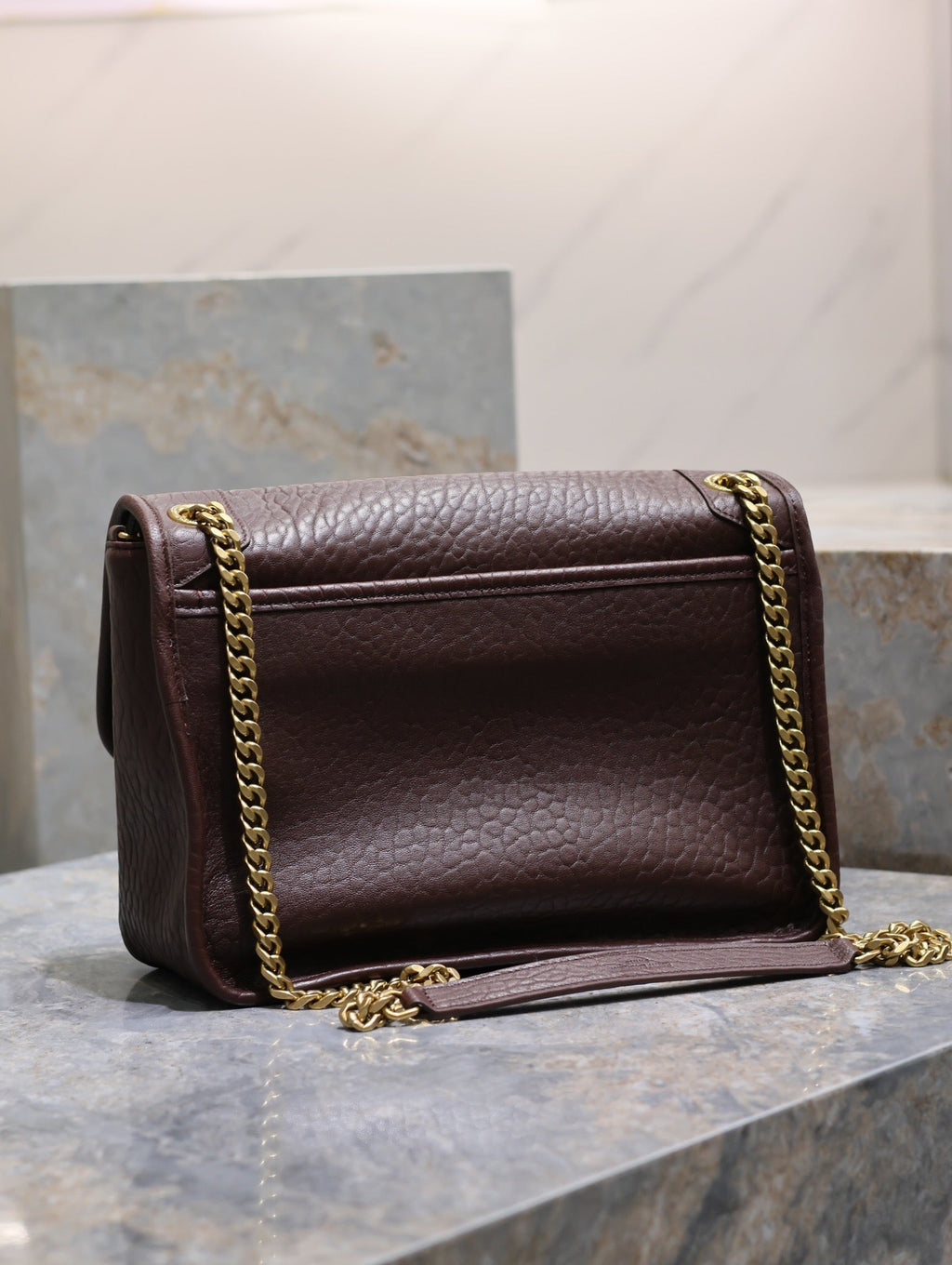 NIKI MEDIUM 28 IN Kastanienbraunes Elefantenmuster Lammleder Goldbeschläge