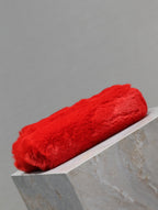 KATE KLEINE TASCHE 22 IN SCHARLACHROTES KANINCHENFELL GOLDKETTE