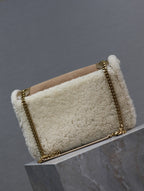 NIKI MEDIUM 28 IN CAMEL SUEDE UND WEISSEM LAMMFLEISCH