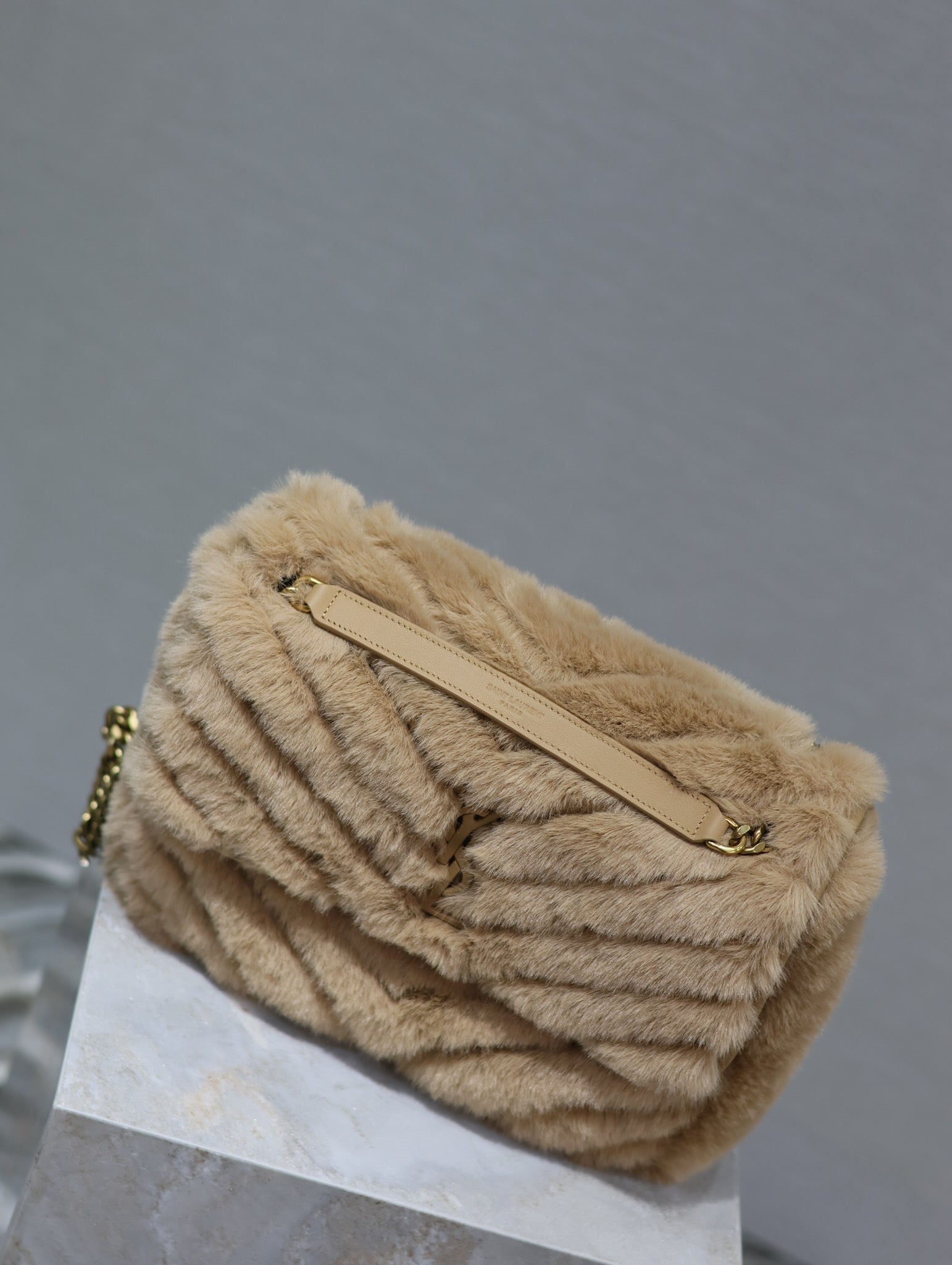 NIKI MEDIUM 28 IN DUNKELBEIGE KANINCHENFELL