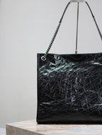 NIKI EINKAUFSTASCHE 39 IN SCHWARZEM, KNITTERTEM KALBSLEDER, SILBERNE BESCHLÄGE