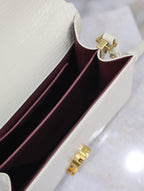 CASSANDRA MINI-HANDTASCHEN 20 ZOLL WEISSES, KROKODILGEPRÄGTES, GLÄNZENDES KALBSLEDER